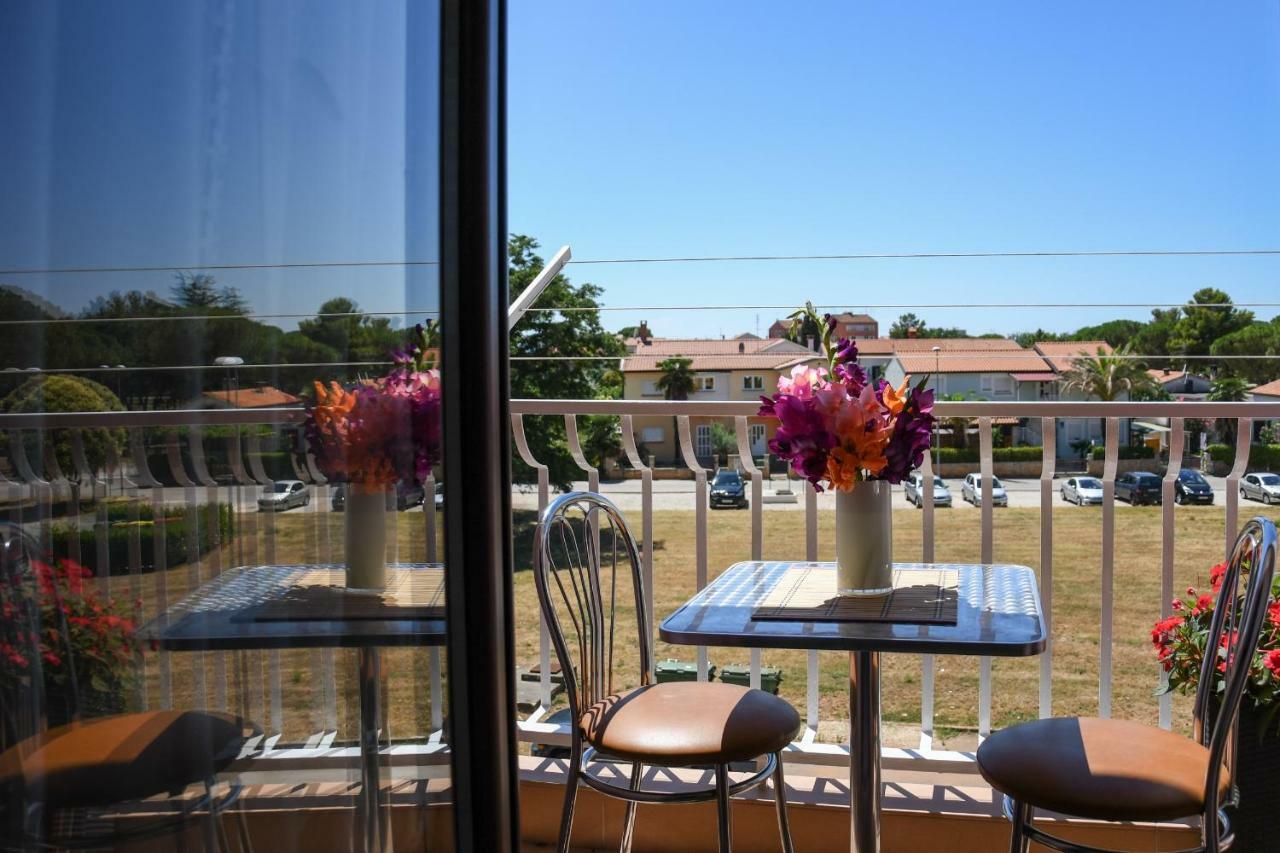Apartamento Duska Umag Exterior foto